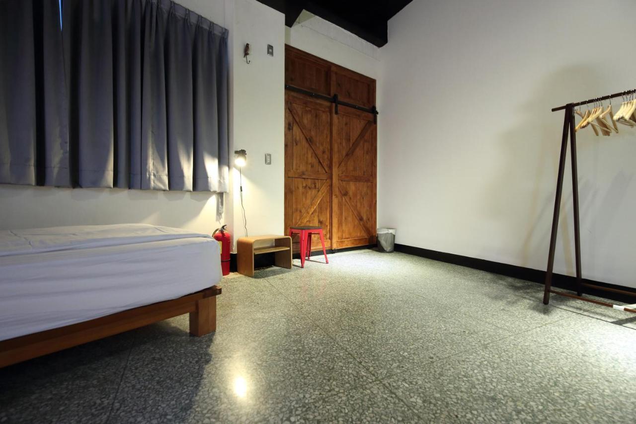 View Hostel Hualien stad Exteriör bild